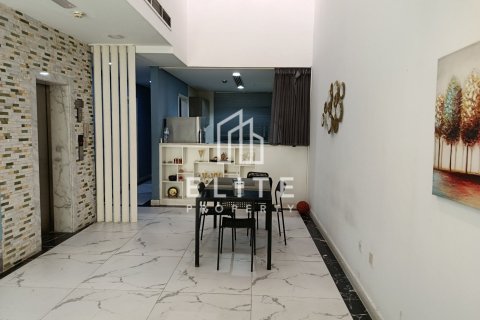 Villa in District 15, Jumeirah Village Circle, Dubai 4 bedrooms, 343 sq.m. № 121581 - photo 9