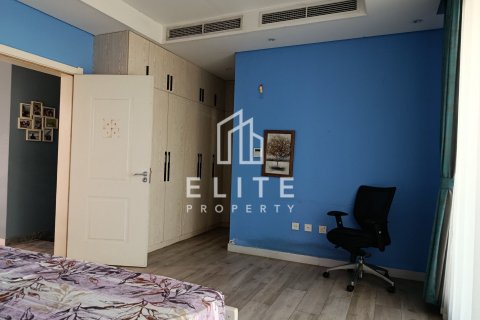 Villa in District 15, Jumeirah Village Circle, Dubai 4 bedrooms, 343 sq.m. № 121581 - photo 10