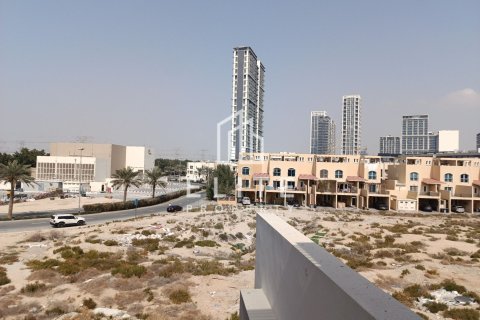 Villa in District 15, Jumeirah Village Circle, Dubai 4 bedrooms, 343 sq.m. № 121581 - photo 8