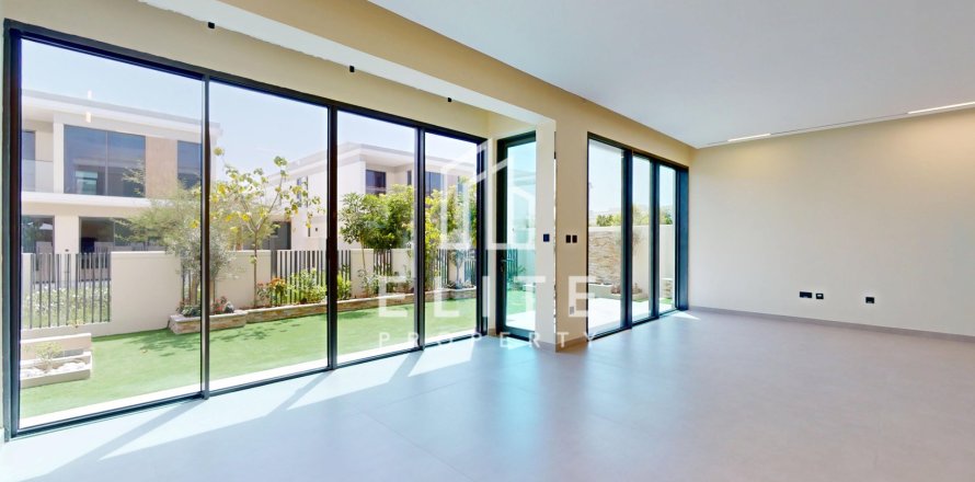 Villa en Harmony, Tilal Al Ghaf, Dubai, 4 dormitorios, 376 m², № 121584