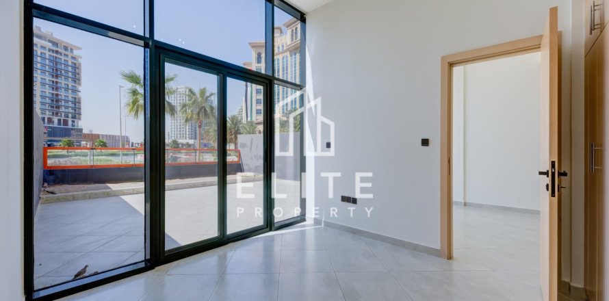 Apartment in Al Jaddaf, Dubai 3 bedrooms, 192 sq.m. № 121587