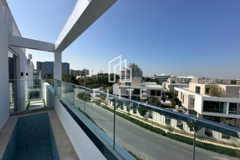 Villa in Al Barari, Dubai 4 bedrooms, 220 sq.m. № 121582 - photo 8