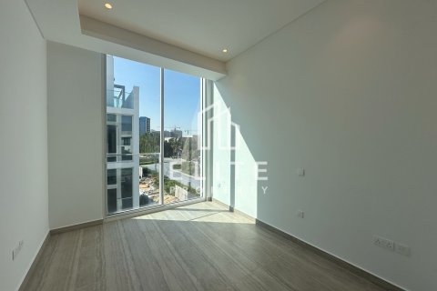 Villa in Al Barari, Dubai 4 bedrooms, 220 sq.m. № 121582 - photo 11