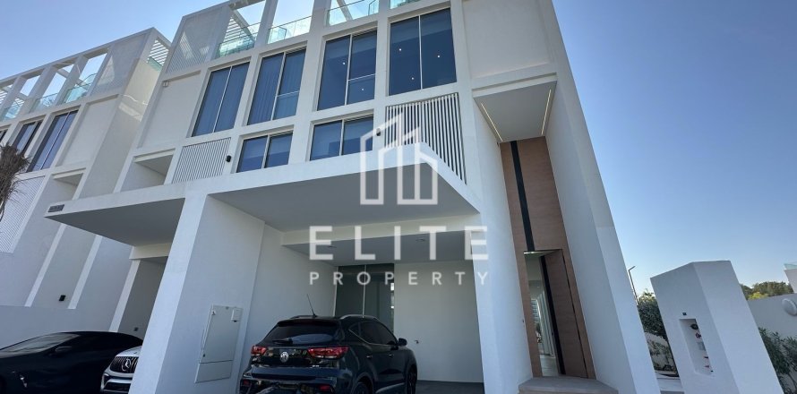 Villa in Al Barari, Dubai 4 bedrooms, 220 sq.m. № 121582