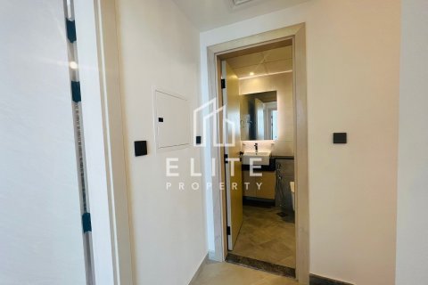 Apartment in Al Jaddaf, Dubai 3 bedrooms, 139 sq.m. № 121586 - photo 12