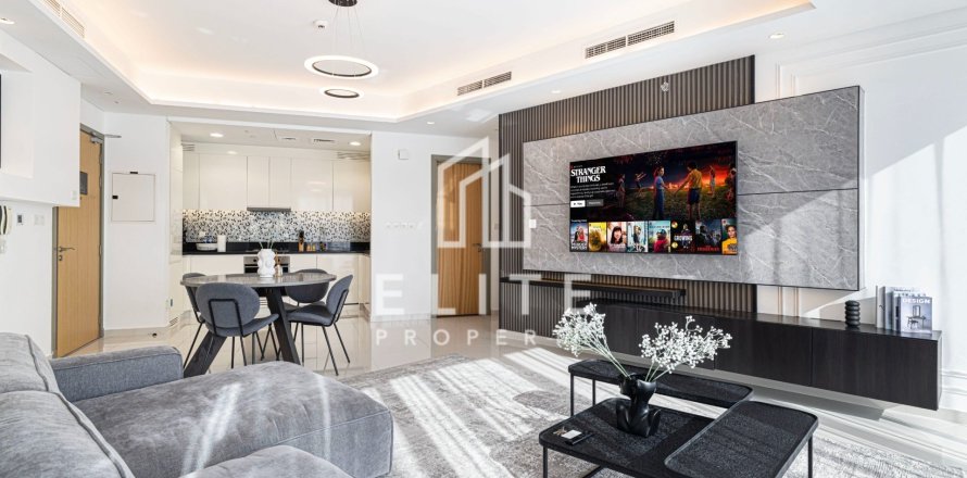 Apartamento en Paramount Tower Hotel & Residences, Business Bay, Dubai, 1 dormitorio, 83 m², № 121583
