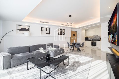 Apartamento en Paramount Tower Hotel & Residences, Business Bay, Dubai, 1 dormitorio, 83 m², № 121583 - foto 17