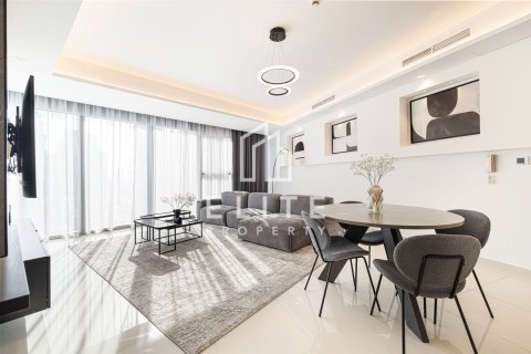 Apartamento en Paramount Tower Hotel & Residences, Business Bay, Dubai, 1 dormitorio, 83 m², № 121583 - foto 2