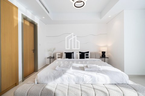 Apartamento en Paramount Tower Hotel & Residences, Business Bay, Dubai, 1 dormitorio, 83 m², № 121583 - foto 4