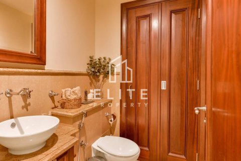 Apartment in Dubai 2 bedrooms, 131 sq.m. № 121585 - photo 21