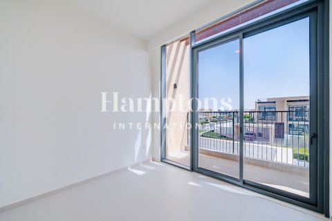 Villa in Dubai South (Dubai World Central), Dubai 4 bedrooms, 350.33721300 sq.m. № 101289 - photo 2