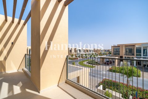 Villa in Dubai South (Dubai World Central), Dubai 4 bedrooms, 350.33721300 sq.m. № 101289 - photo 17