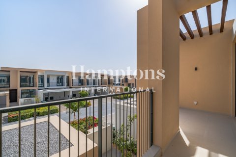 Villa in Dubai South (Dubai World Central), Dubai 4 bedrooms, 350.33721300 sq.m. № 101289 - photo 11