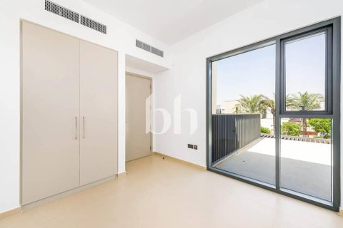 Снять в аренду таунхаус в Arabian Ranches 3, Дубай: 4 спальни, 224м², № 57731 - фото 6