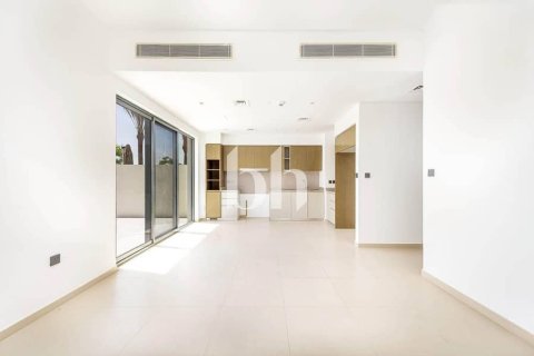 Снять в аренду таунхаус в Arabian Ranches 3, Дубай: 4 спальни, 224м², № 57731 - фото 9