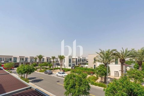 Снять в аренду таунхаус в Arabian Ranches 3, Дубай: 4 спальни, 224м², № 57731 - фото 11