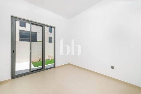 Снять в аренду таунхаус в Arabian Ranches 3, Дубай: 4 спальни, 224м², № 57731 - фото 7