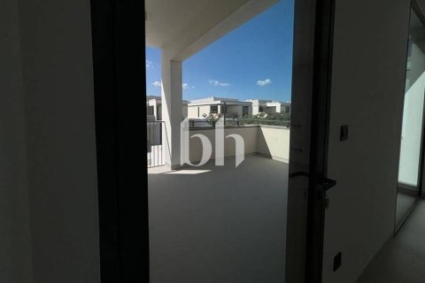 Villa in Tilal Al Ghaf, Dubai 4 bedrooms, 438 sq.m. № 57733 - photo 7