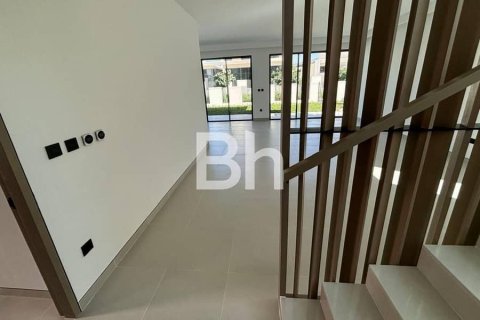 Villa in Tilal Al Ghaf, Dubai 4 bedrooms, 438 sq.m. № 57733 - photo 9