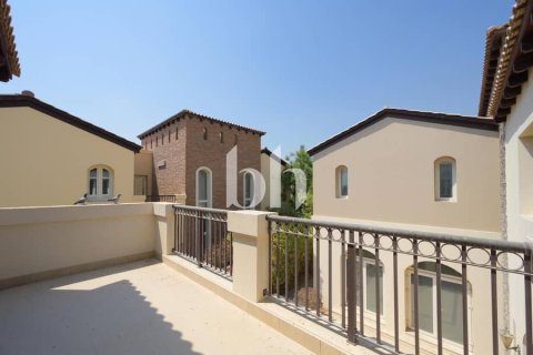 Villa en Jumeirah Golf Estates, Dubai, 6 dormitorios, 711 m², № 57730 - foto 22