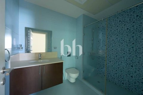 Villa en Jumeirah Golf Estates, Dubai, 6 dormitorios, 711 m², № 57730 - foto 21