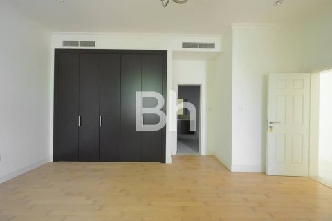 Villa in Jumeirah Golf Estates, Dubai 6 bedrooms, 711 sq.m. № 57730 - photo 6