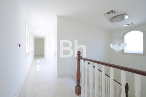 Villa in Jumeirah Golf Estates, Dubai 6 bedrooms, 711 sq.m. № 57730 - photo 14