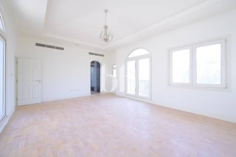 Villa en Jumeirah Golf Estates, Dubai, 6 dormitorios, 711 m², № 57730 - foto 12