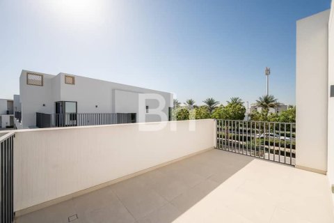 Снять в аренду таунхаус в Arabian Ranches 3, Дубай: 4 спальни, 265м², № 57720 - фото 14