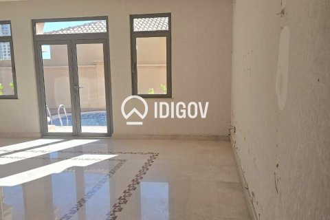 Villa à Palm Jumeirah, Dubai, 5 chambres, 727.52 m², № 121008 - photo 5