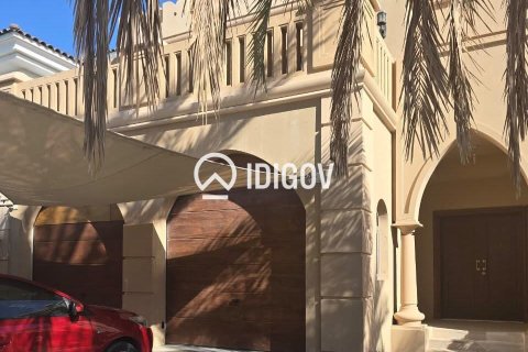 Villa à Palm Jumeirah, Dubai, 5 chambres, 727.52 m², № 121008 - photo 3