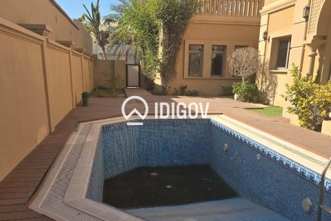 Villa à Palm Jumeirah, Dubai, 5 chambres, 727.52 m², № 121008 - photo 6