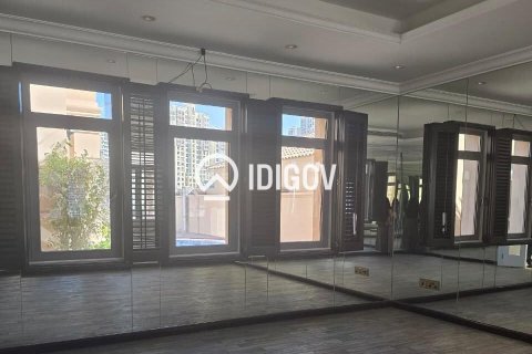 Villa à Palm Jumeirah, Dubai, 5 chambres, 727.52 m², № 121008 - photo 14
