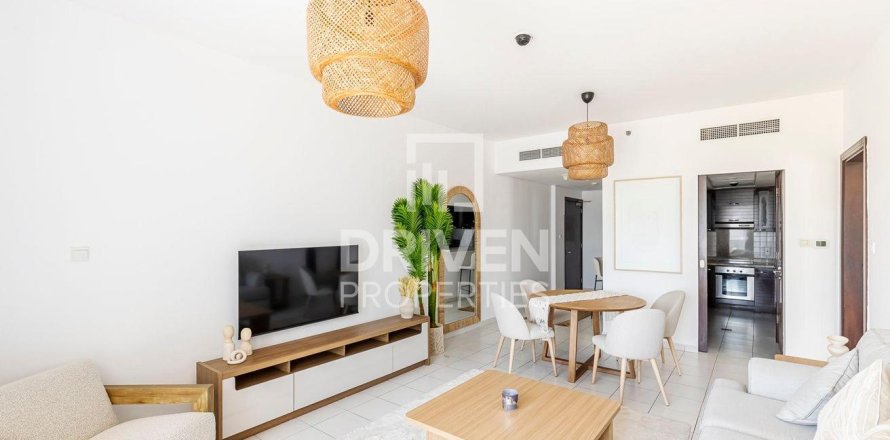 Apartment in Marina Tower, Dubai Marina, Dubai 1 bedroom, 89.84 sq.m. № 129476