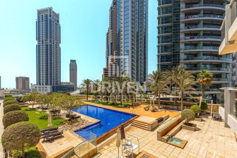 Apartment in Marina Tower, Dubai Marina, Dubai 1 bedroom, 89.84 sq.m. № 129476 - photo 2