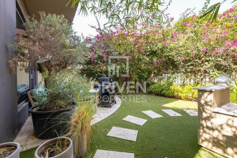 Townhouse in Maple at Dubai Hills Estate, Dubai Hills Estate, Dubai 3 bedrooms, 200.76 sq.m. № 129475 - photo 18