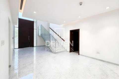 Villa in District One, Mohammed Bin Rashid City, Dubai 4 bedrooms, 712.1 sq.m. № 128818 - photo 2