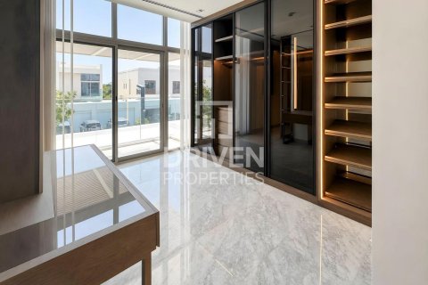 Villa in District One, Mohammed Bin Rashid City, Dubai 4 bedrooms, 712.1 sq.m. № 128818 - photo 19