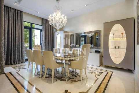 Villa in Palma Residences, Palm Jumeirah, Dubai 5 bedrooms, 340.03 sq.m. № 128825 - photo 11