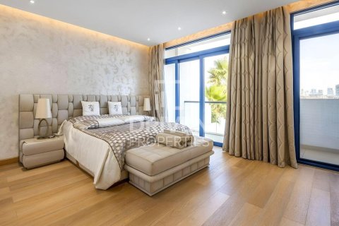 Villa in Palma Residences, Palm Jumeirah, Dubai 5 bedrooms, 340.03 sq.m. № 128825 - photo 7