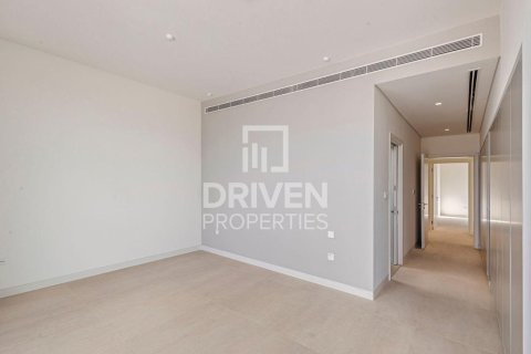 Townhouse in Nad Al Sheba 1, Nadd Al Sheba, Dubai 3 bedrooms, 358.33 sq.m. № 128826 - photo 6