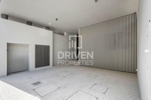 Townhouse in Nad Al Sheba 1, Nadd Al Sheba, Dubai 3 bedrooms, 358.33 sq.m. № 128826 - photo 17