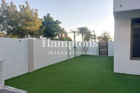 Villa in Town Square, Dubai 4 bedrooms, 289.23026475 sq.m. № 105657 - photo 30
