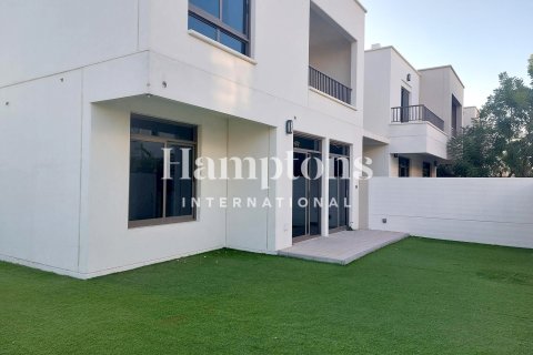 Villa in Town Square, Dubai 4 bedrooms, 289.23026475 sq.m. № 105657 - photo 3