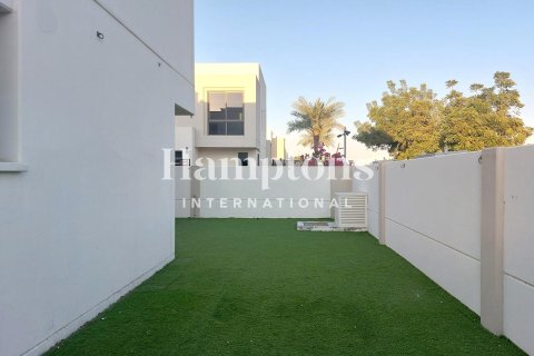 Villa in Town Square, Dubai 4 bedrooms, 289.23026475 sq.m. № 105657 - photo 28
