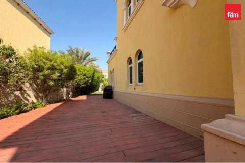 Villa en Jumeirah Park, Dubai, 4 dormitorios, 741.9 m², № 124970 - foto 10