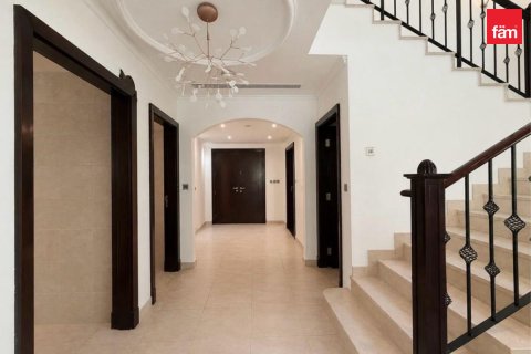 Villa en Jumeirah Park, Dubai, 4 dormitorios, 741.9 m², № 124970 - foto 5
