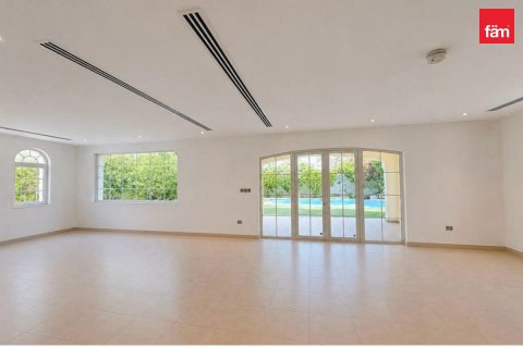 Villa en Jumeirah Park, Dubai, 4 dormitorios, 741.9 m², № 124970 - foto 3