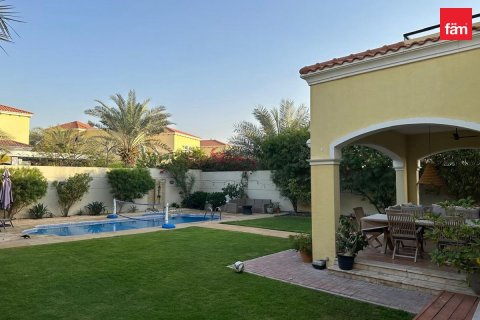 Villa en Jumeirah Park, Dubai, 4 dormitorios, 741.9 m², № 124970 - foto 13