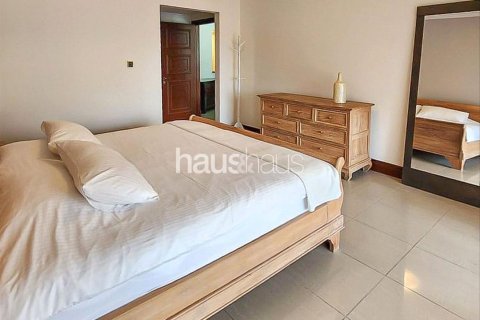 Снять в аренду квартиру в Golden Mile, Пальма Джумейра, Дубай: 2 спальни, 166м², № 44506 - фото 7